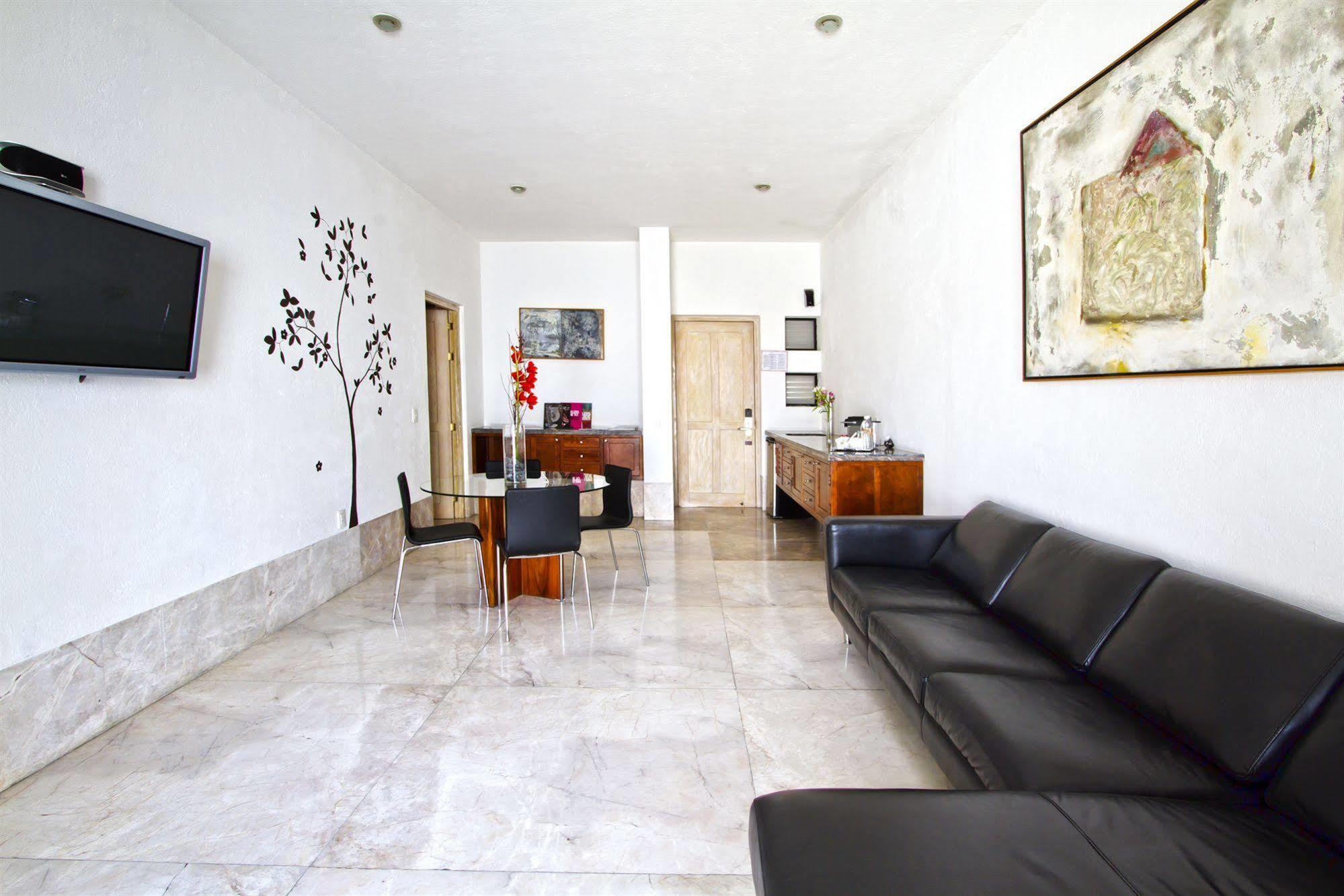 Hotel & Spa Dona Urraca סאן מיגל דה אלנדה מראה חיצוני תמונה